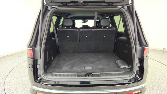 2023 Jeep Wagoneer L 4x4 w/ Rear-Seat Entertainment - 23097946 - 21