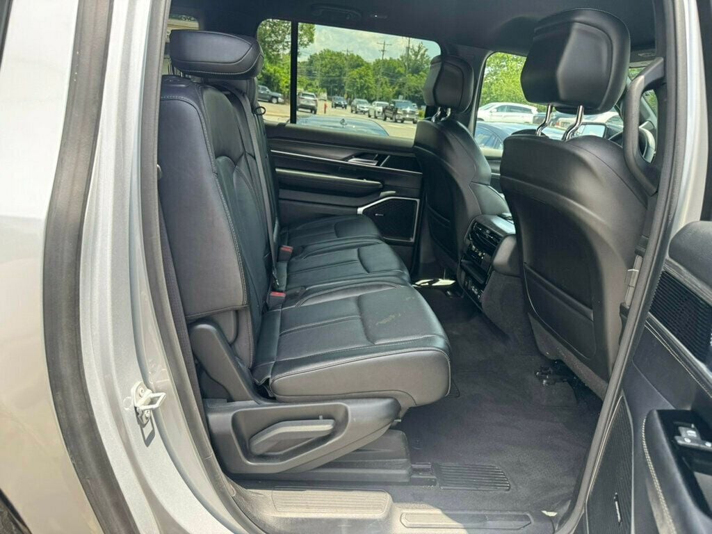 2023 Jeep Wagoneer L MSRP$73725/4X4/WagoneerL/Series2/Heated&CooledSeats/NAV - 22881039 - 16