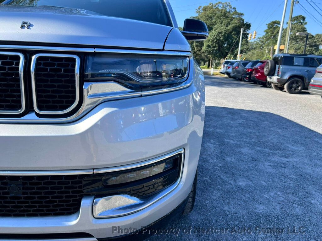 2023 Jeep Wagoneer L Series II photo 11