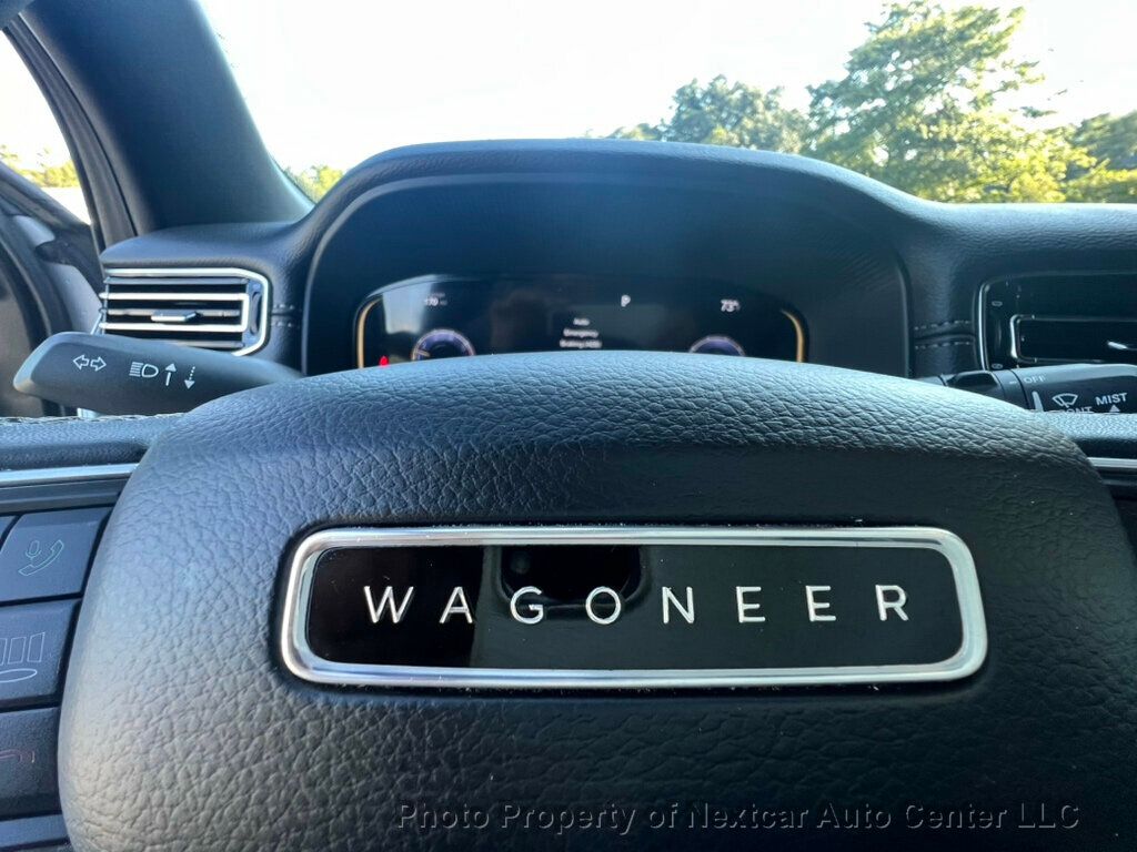2023 Jeep Wagoneer L Series II photo 19