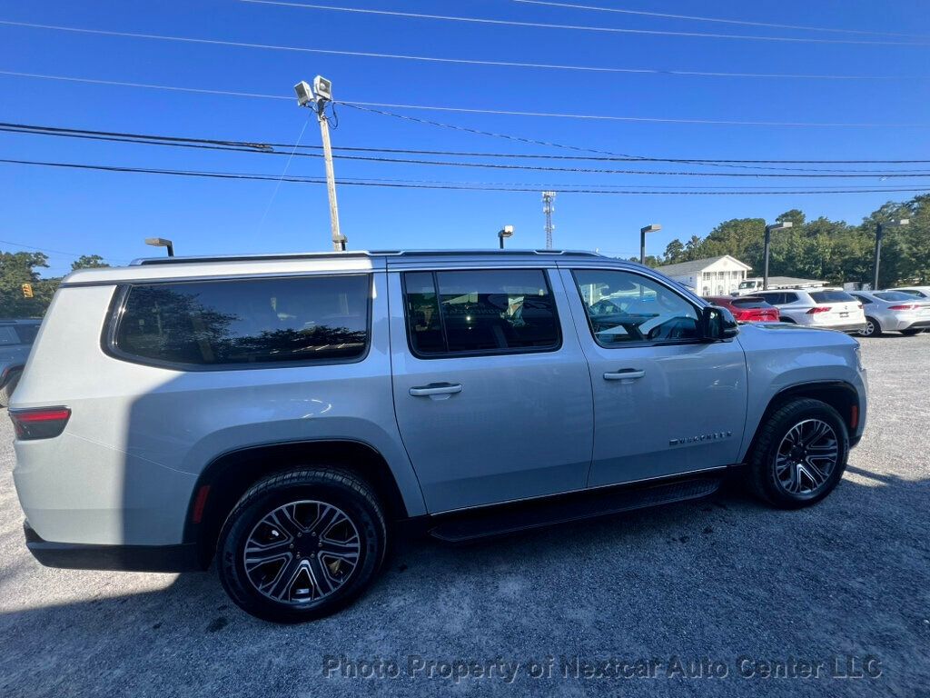 2023 Jeep Wagoneer L Series II photo 8