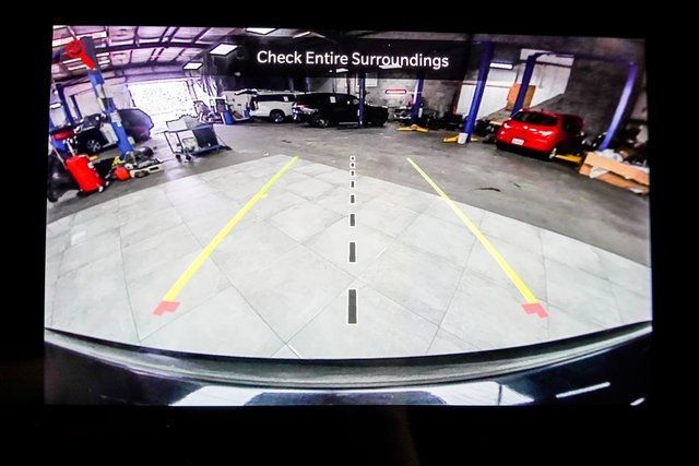 2023 Jeep Wagoneer L Series II - 22910003 - 32