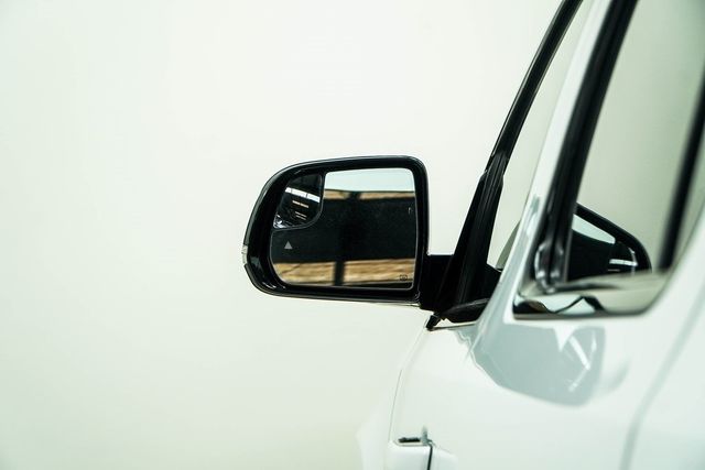 2023 Jeep Wagoneer L Series II - 22965067 - 13