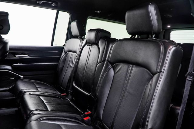 2023 Jeep Wagoneer L Series II - 22965067 - 44