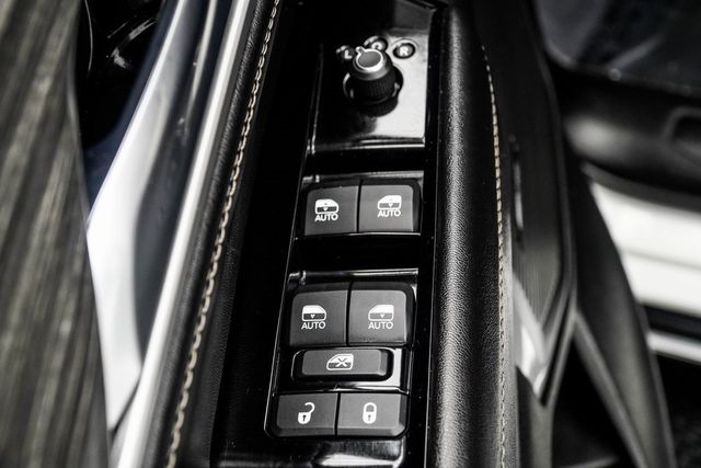 2023 Jeep Wagoneer L Series II - 22910299 - 31