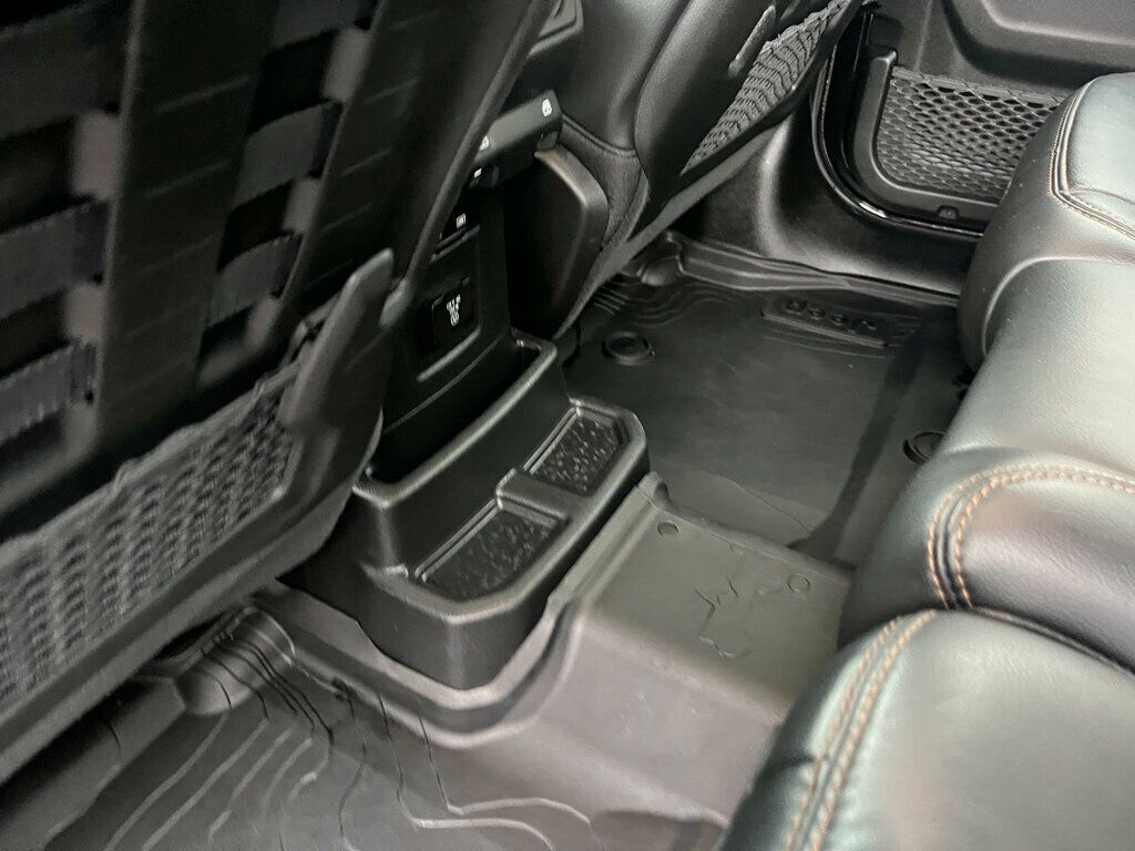 2023 Jeep Wrangler 392 Hemi Wrangler JL 4x4 - 23019073 - 28