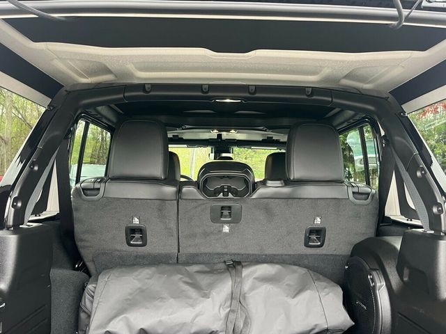 2023 Jeep Wrangler 392 Hemi Wrangler JL 4x4 - 23019073 - 37