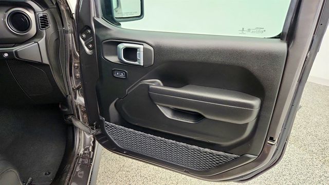 2023 Jeep Wrangler Freedom 2 Door 4x4 *Ltd Avail* - 23039541 - 25