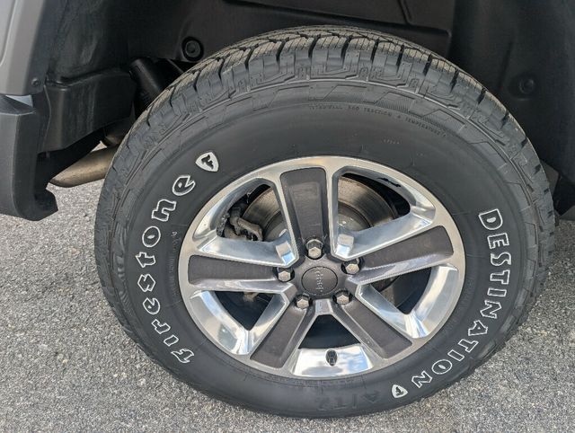 2023 Jeep Wrangler ONE OWNER w SUNRIDER SOFT TOP - 22835062 - 11