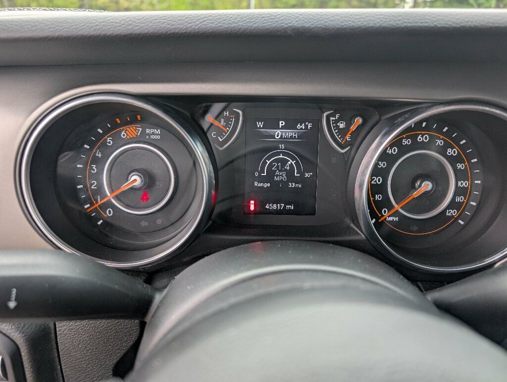 2023 Jeep Wrangler ONE OWNER w SUNRIDER SOFT TOP - 22835062 - 23