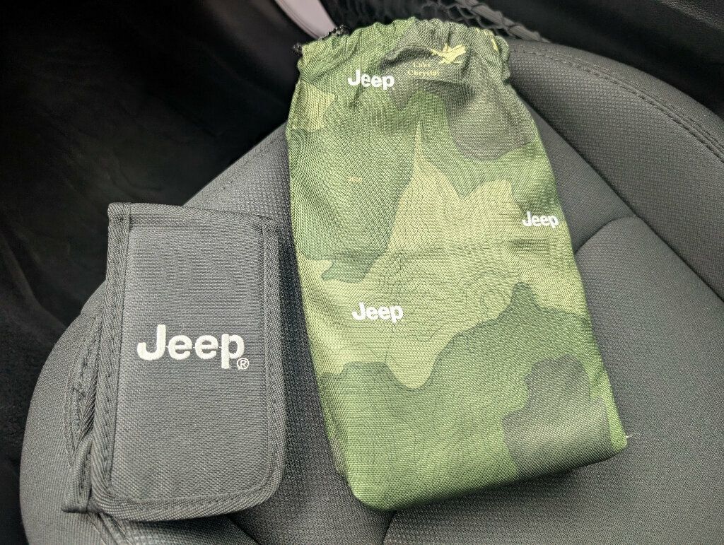 2023 Jeep Wrangler ONE OWNER w SUNRIDER SOFT TOP - 22835062 - 28