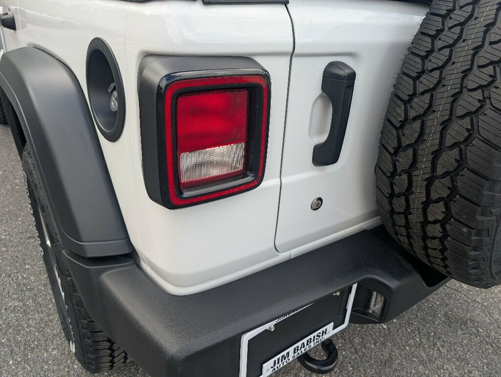 2023 Jeep Wrangler ONE OWNER w SUNRIDER SOFT TOP - 22835062 - 42