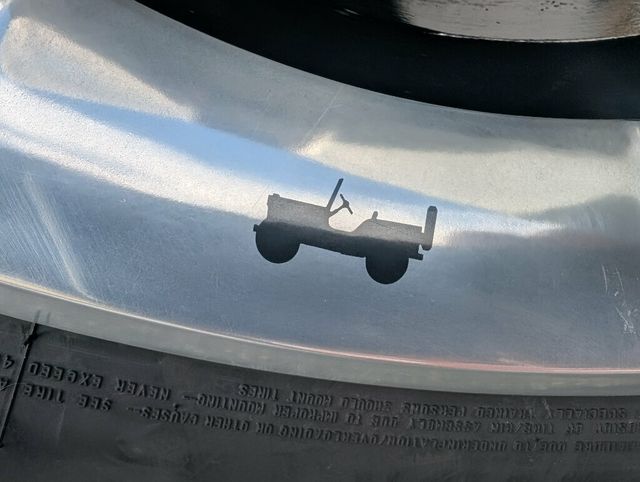 2023 Jeep Wrangler ONE OWNER w SUNRIDER SOFT TOP - 22835062 - 46