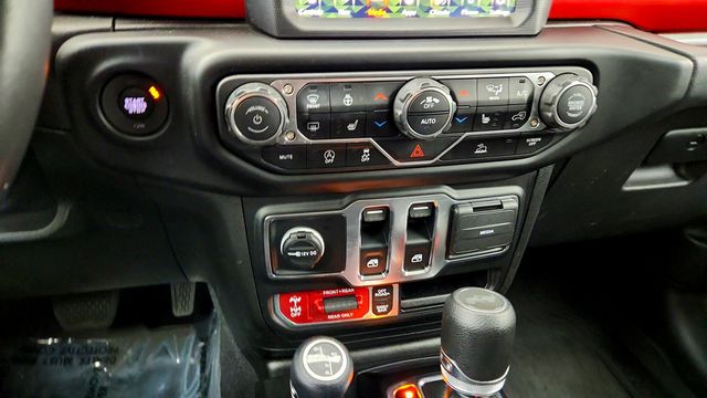 2023 Jeep Wrangler Rubicon 2-Door w/ Cold Weather, LED & Rock-Trac Full-Time 4WD - 23095728 - 16