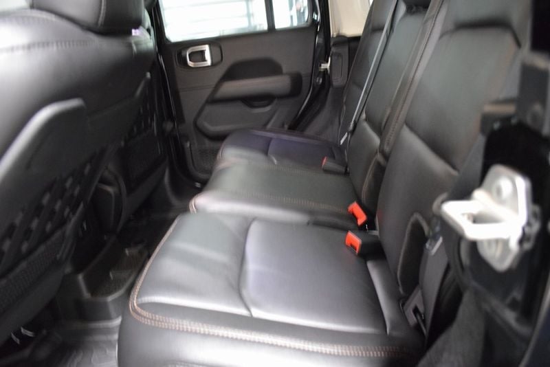 2023 Jeep Wrangler Rubicon 392 - 22853819 - 27