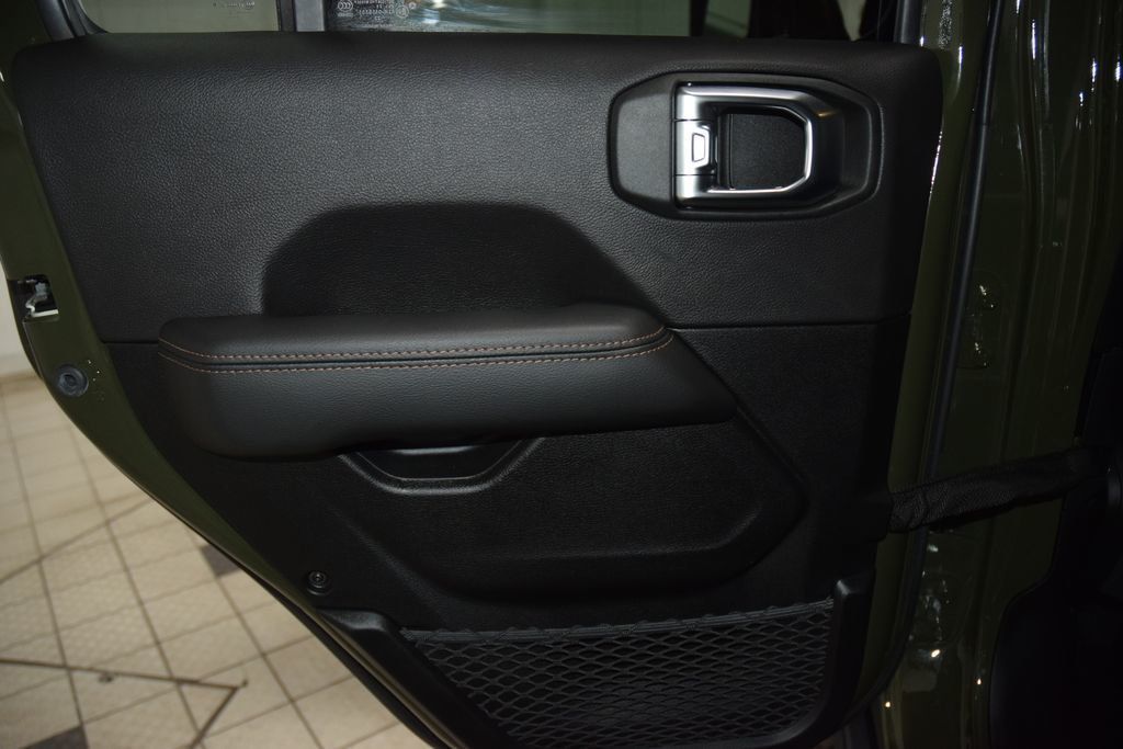 2023 Jeep Wrangler Rubicon 392 - 23014322 - 45