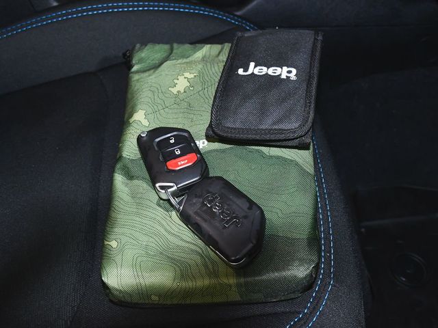 2023 Jeep Wrangler Rubicon 4xe - 23005926 - 51