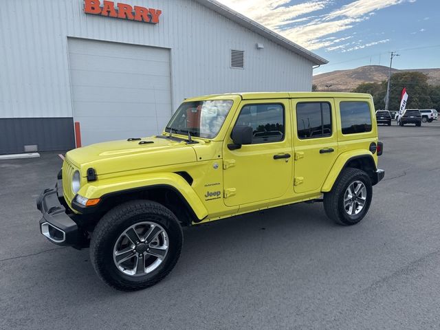 2023 Jeep Wrangler 4-Door Sahara photo 3