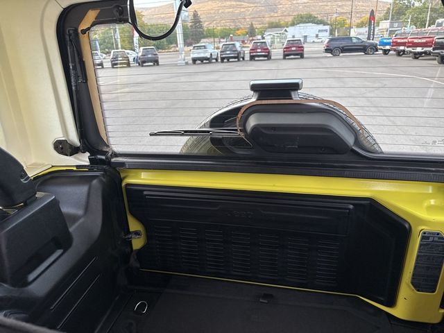 2023 Jeep Wrangler 4-Door Sahara photo 36