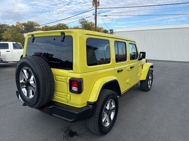 2023 Jeep Wrangler 4-Door Sahara photo 8