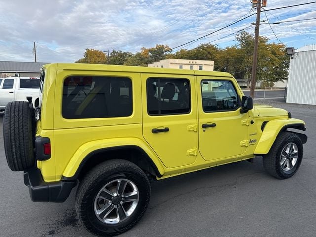 2023 Jeep Wrangler 4-Door Sahara photo 9