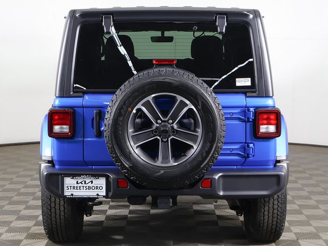 2023 Jeep Wrangler Sahara - 23083481 - 9