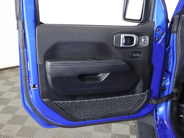 2023 Jeep Wrangler Sahara - 23083481 - 19