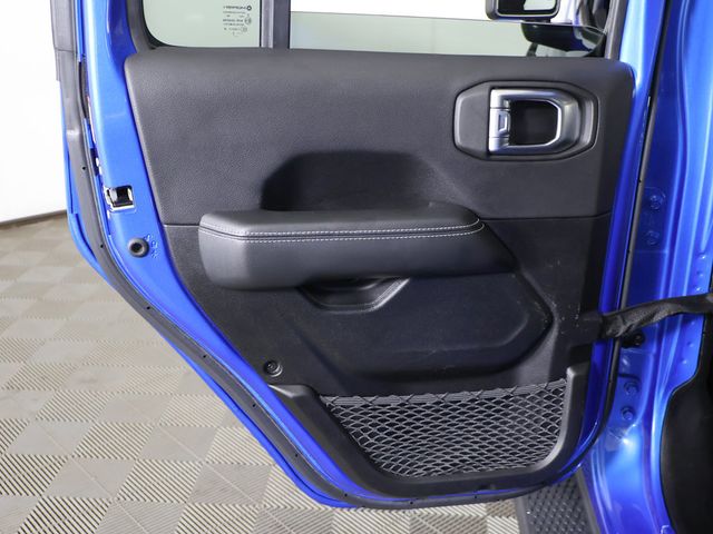 2023 Jeep Wrangler Sahara - 23083481 - 21