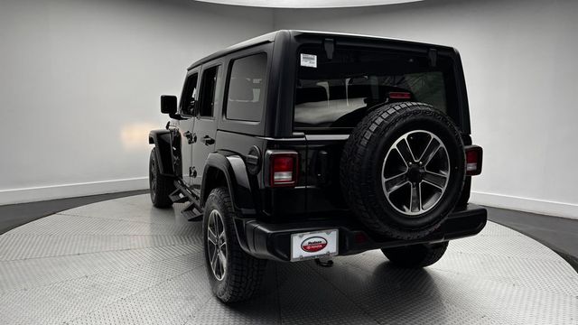 2023 Jeep Wrangler Sahara 4 Door 4x4 - 23029532 - 27