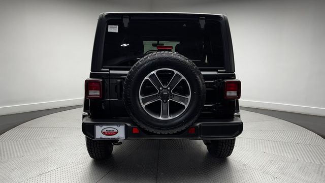 2023 Jeep Wrangler Sahara 4 Door 4x4 - 23029532 - 28
