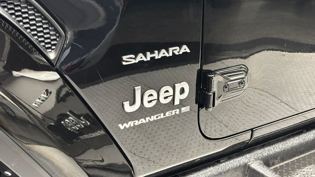 2023 Jeep Wrangler Sahara 4 Door 4x4 - 23029532 - 3