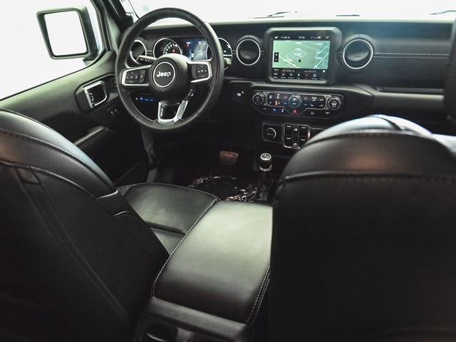 2023 Jeep Wrangler Sahara 4xe - 22965421 - 28