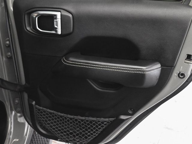 2023 Jeep Wrangler Sahara 4xe - 22980204 - 11