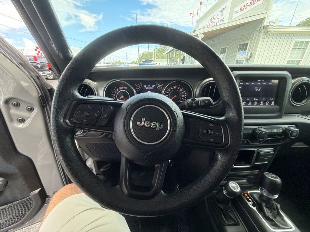 Jeep Wrangler SPORT photo 15
