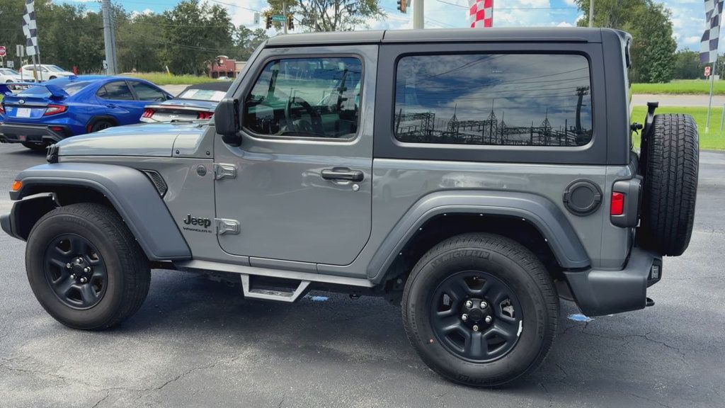 Jeep Wrangler SPORT photo 6