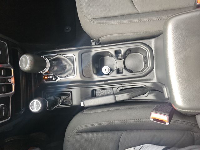 2023 Jeep Wrangler Sport - 22987962 - 14