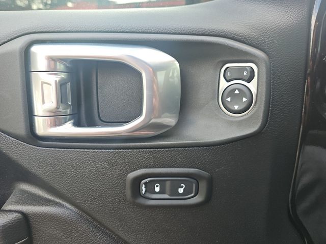 2023 Jeep Wrangler Sport - 22987962 - 19