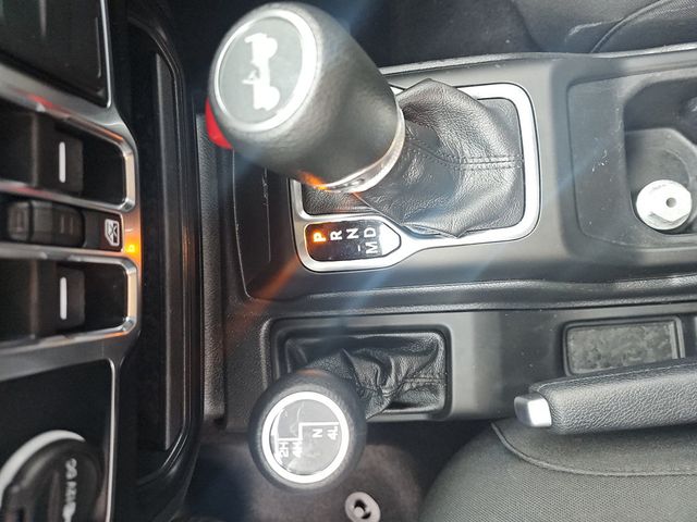 2023 Jeep Wrangler Sport - 22987962 - 32