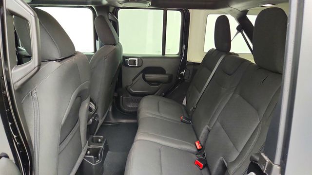2023 Jeep Wrangler Sport S 4 Door 4x4 w/ EcoDiesel V6 & Hardtop - 23081830 - 19