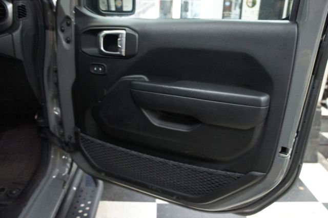 2023 Jeep Wrangler 4xe 1-Owner, 4XE, Willys, Running Boards, Roof Racks! - 23057021 - 47