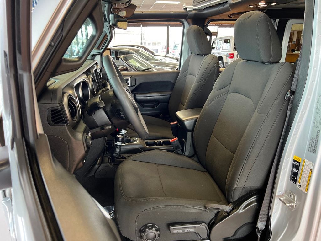 2023 Jeep Wrangler 4xe 4x4 - 22713405 - 17