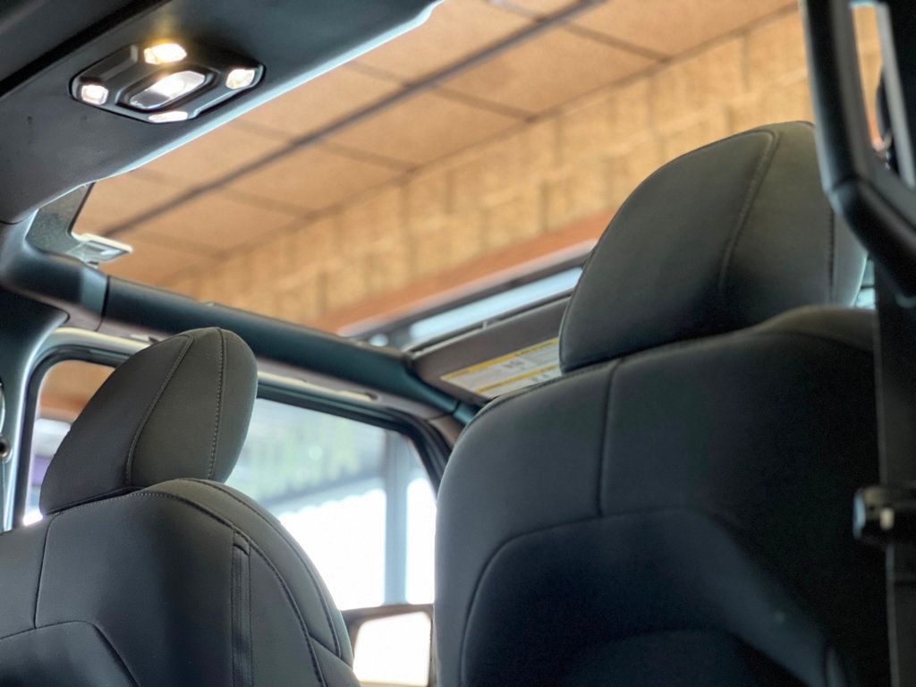 2023 Jeep Wrangler 4xe 4x4 - 22713405 - 21