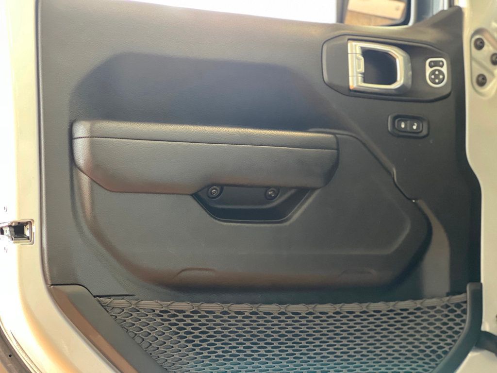 2023 Jeep Wrangler 4xe 4x4 - 22713405 - 24