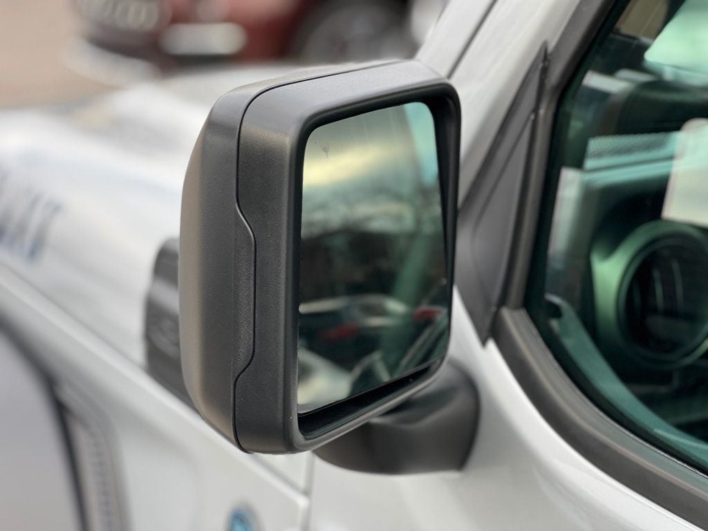 2023 Jeep Wrangler 4xe 4x4 - 22713405 - 43