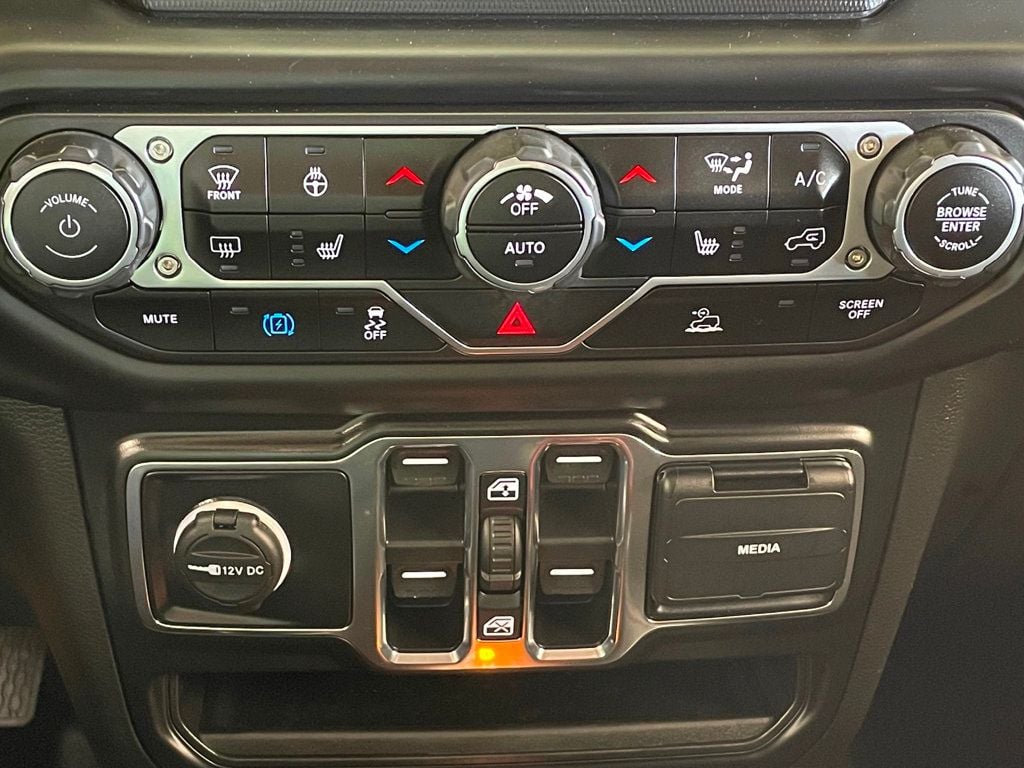 2023 Jeep Wrangler 4xe 4x4 - 23024842 - 26