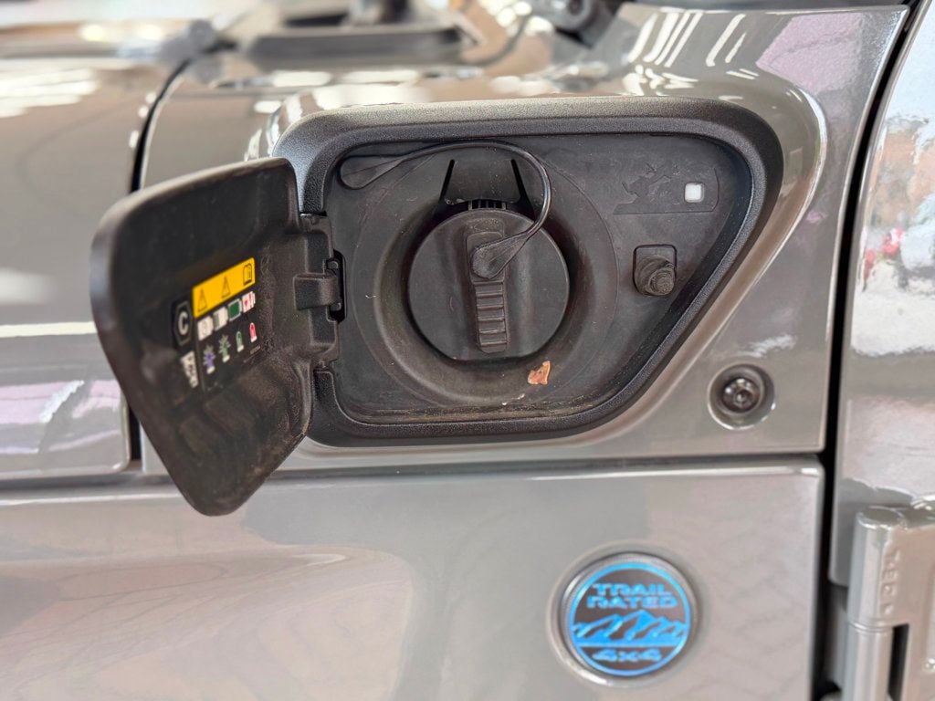 2023 Jeep Wrangler 4xe 4x4 - 23030127 - 21