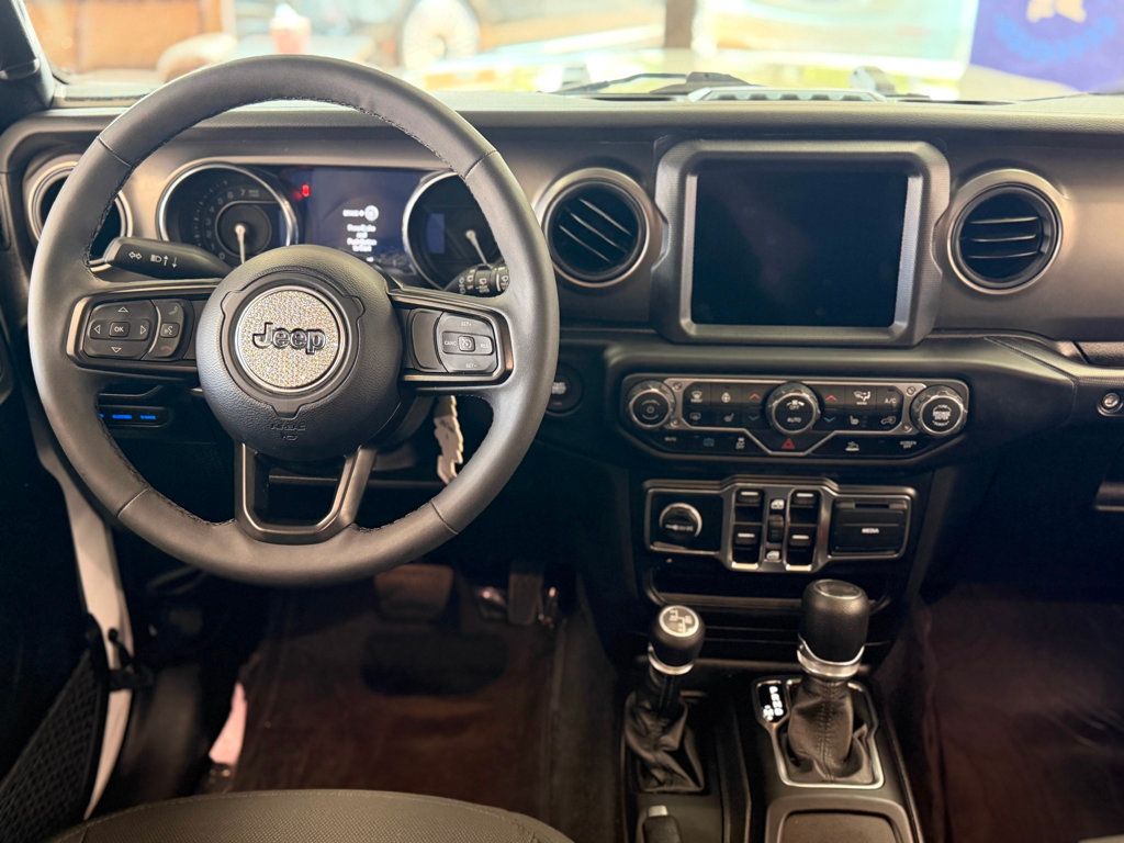 2023 Jeep Wrangler 4xe 4x4 - 23059316 - 36