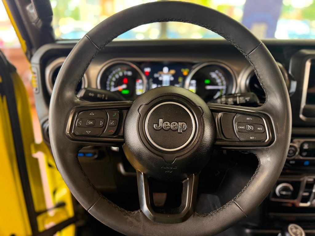 2023 Jeep Wrangler 4xe 4x4 - 23060462 - 21