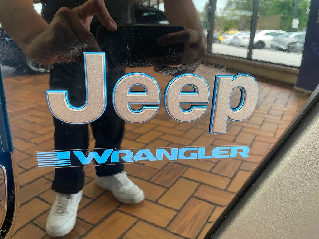 2023 Jeep Wrangler 4xe 4x4 - 23063252 - 24