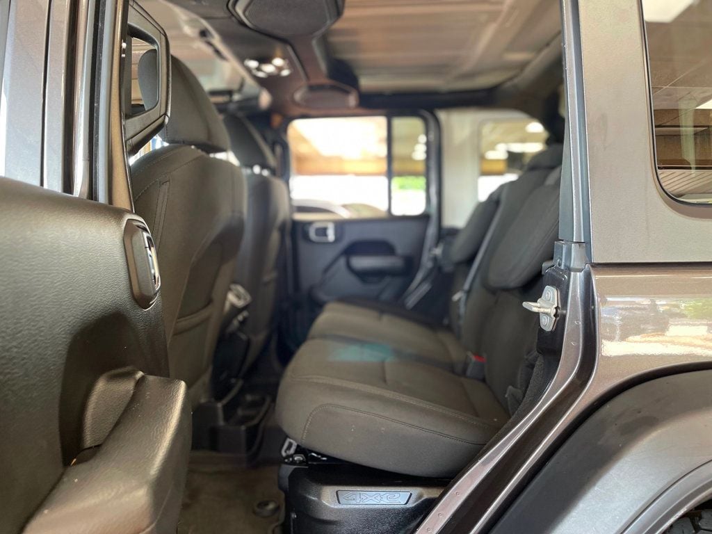 2023 Jeep Wrangler 4xe 4x4 - 23064333 - 17